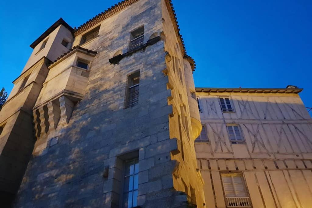 Superbe Loft T4 De 96 M2 Au Coeur Perigueux Daire Dış mekan fotoğraf